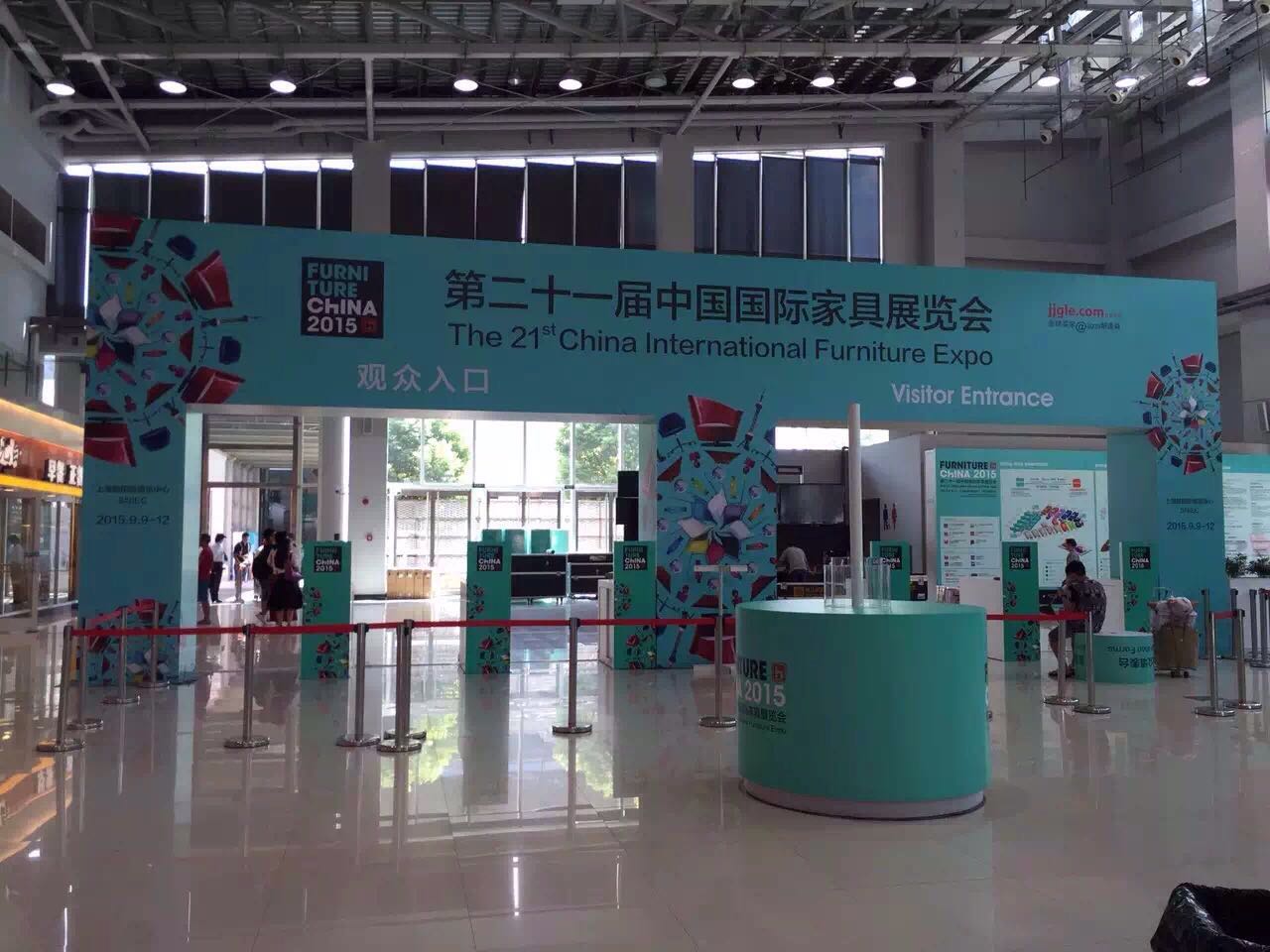 邂逅上海家具展┃大黃蜂與你不見(jiàn)不散